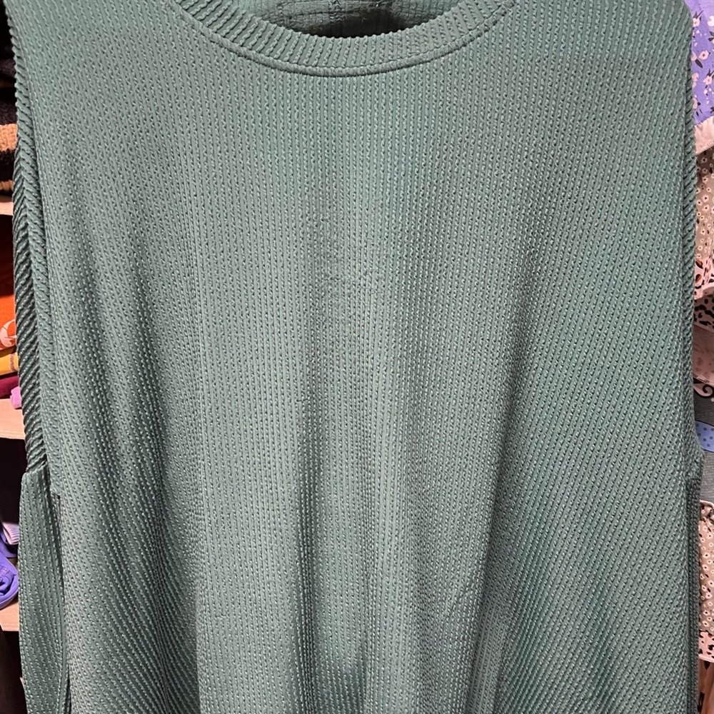 Elegant Green Women's Blouse